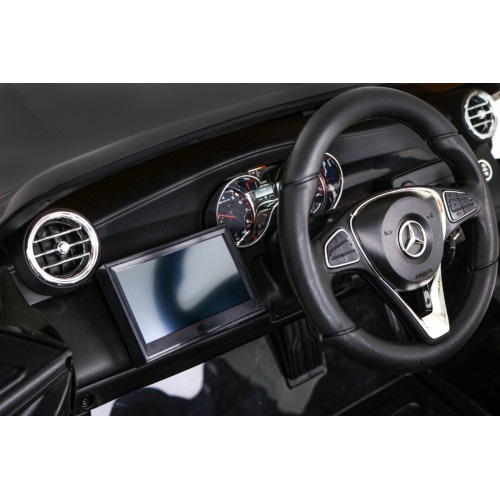 Bērnu elektromobilis Mercedes GLC 63S, melns