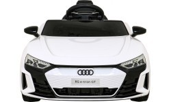 Elektromobilis Audi RS E-Tron GT, balts