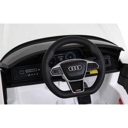Elektromobilis Audi RS E-Tron GT, balts