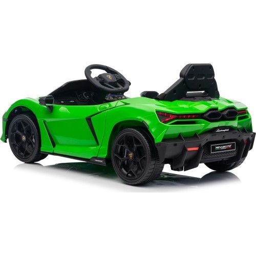 Vehicle Lamborghini Revuelto Green