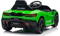 Vehicle Lamborghini Revuelto Green