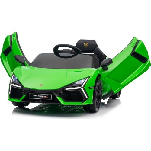 Vehicle Lamborghini Revuelto Green