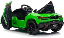 Vehicle Lamborghini Revuelto Green
