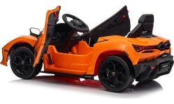 Elektromobilis Lamborghini Revuelto, oranžs