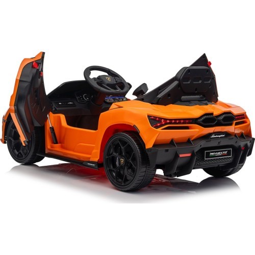 Elektromobilis Lamborghini Revuelto, oranžs