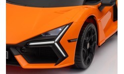 Elektromobilis Lamborghini Revuelto, oranžs