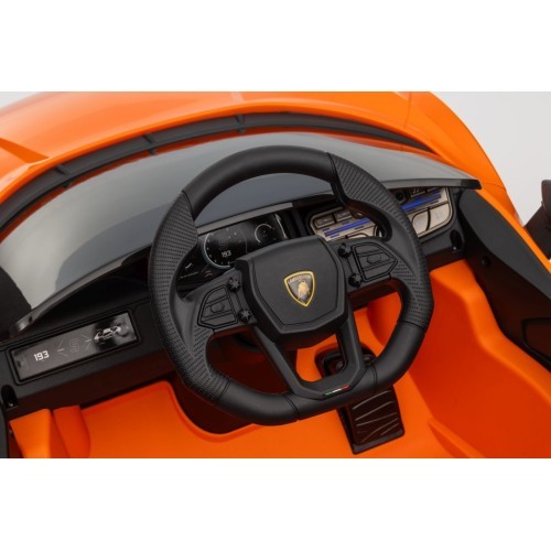 Elektromobilis Lamborghini Revuelto, oranžs