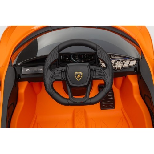 Elektromobilis Lamborghini Revuelto, oranžs