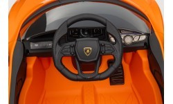 Elektromobilis Lamborghini Revuelto, oranžs