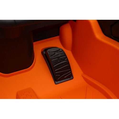 Elektromobilis Lamborghini Revuelto, oranžs