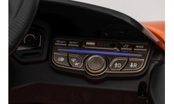 Elektromobilis Lamborghini Revuelto, oranžs
