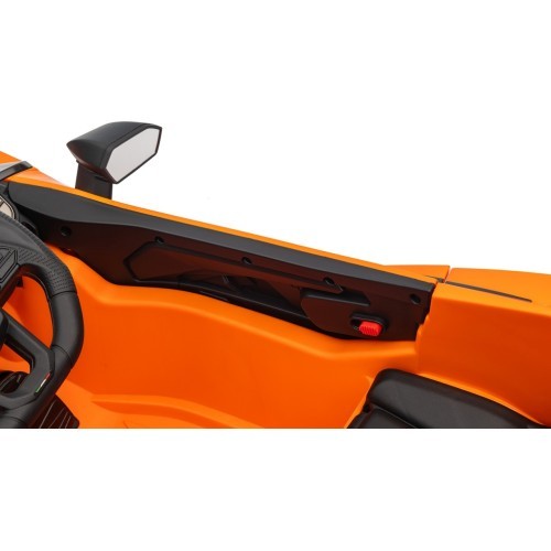 Электромобиль Lamborghini Revuelto, оранжевый