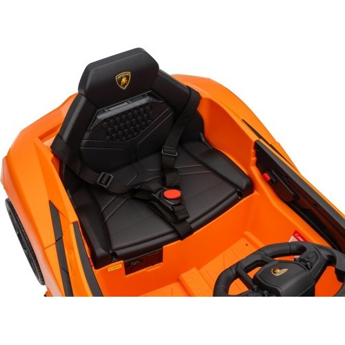 Elektromobilis Lamborghini Revuelto, oranžs