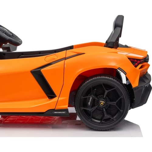 Elektromobilis Lamborghini Revuelto, oranžs