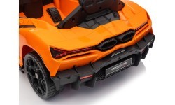 Elektromobilis Lamborghini Revuelto, oranžs