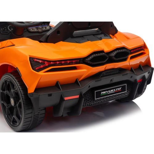 Электромобиль Lamborghini Revuelto, оранжевый