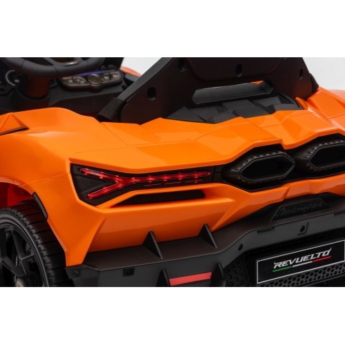Elektromobilis Lamborghini Revuelto, oranžs