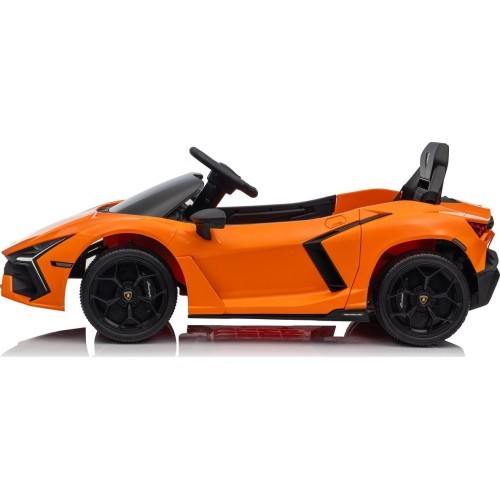 Elektromobilis Lamborghini Revuelto, oranžs