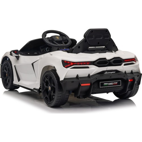 Lamborghini Revuelto White vehicle