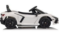 Lamborghini Revuelto White vehicle