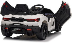 Elektromobilis Lamborghini Revuelto White