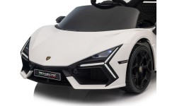 Elektromobilis Lamborghini Revuelto White