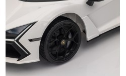 Elektromobilis Lamborghini Revuelto White