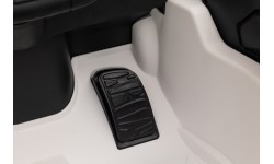 Lamborghini Revuelto White vehicle