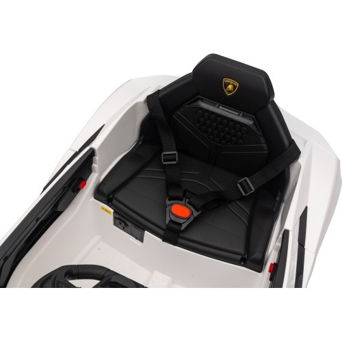 Elektromobilis Lamborghini Revuelto White