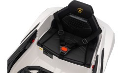 Elektromobilis Lamborghini Revuelto White