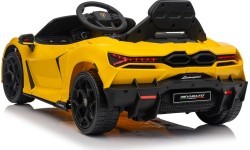 Vehicle Lamborghini Revuelto Yellow