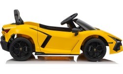 Elektromobilis Lamborghini Revuelto, dzeltens