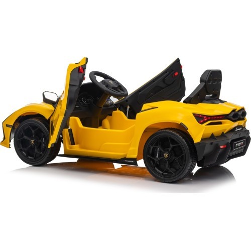 Vehicle Lamborghini Revuelto Yellow