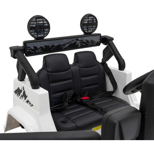 Elektromobilis Toyota FJ Cruiser, balts