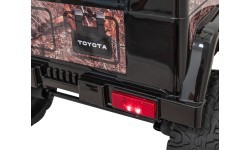 Toyota FJ Cruiser, melna