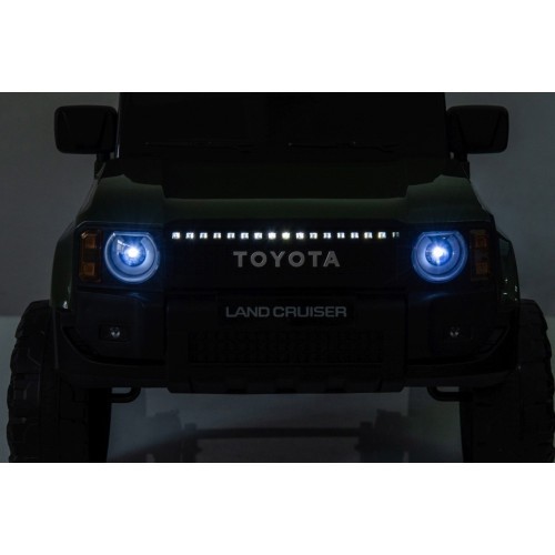 Toyota Land Cruiser PRADO Green Vehicle