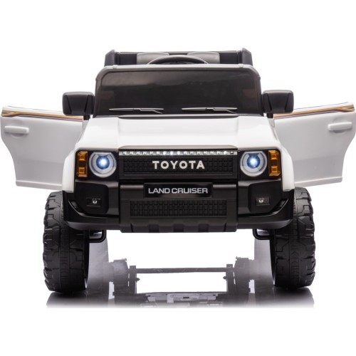 Vehicle Toyota Land Cruiser PRADO White