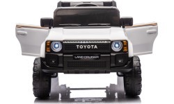 Vehicle Toyota Land Cruiser PRADO White