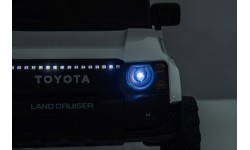 Vehicle Toyota Land Cruiser PRADO White