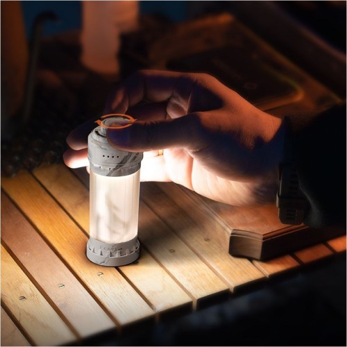 Fenix CL22R kempinga lukturītis melns