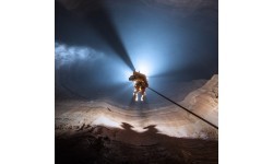 Фонарь-налобный фонарь Fenix HP30R V2.0