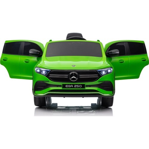 Электромобиль Mercedes Benz EQA 250, зелёный