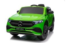 Электромобиль Mercedes Benz EQA 250, зелёный