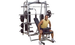 Daudzfunkcionāls trenažieris Body-Solid DELUXE GS348QP4 ar papildu svariem