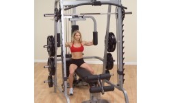 Daudzfunkcionāls trenažieris Body-Solid DELUXE GS348QP4 ar papildu svariem