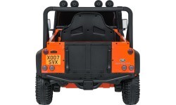 Elektromobilis Land Rover Defender 110 SVX Concept, oranžs
