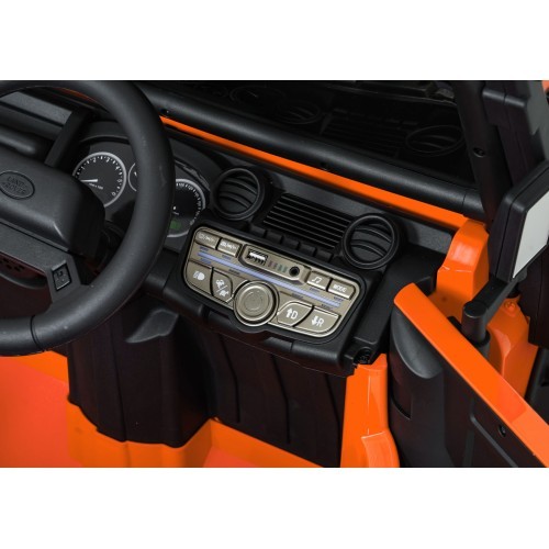 Elektromobilis Land Rover Defender 110 SVX Concept, oranžs