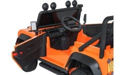 Электромобиль Land Rover Defender 110 SVX Concept, оранжевый