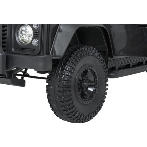 Elektromobilis Land Rover Defender 110 SVX Concept, melns
