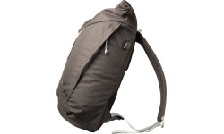 Mugursoma Yate Brisi, 30 l - melna